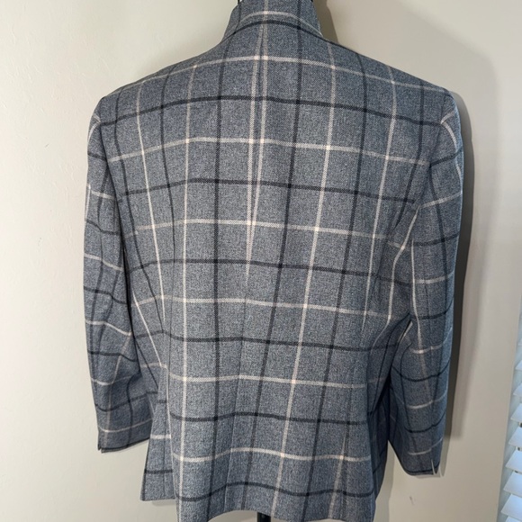 Black Label Women's Charcoal Checkered Blazer - Picture 4 of 10